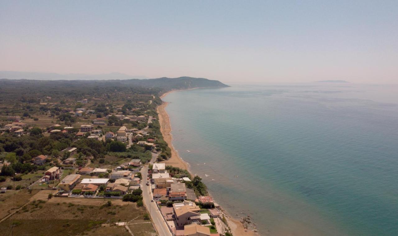 Issos Studios Agios Georgios  Exteriér fotografie