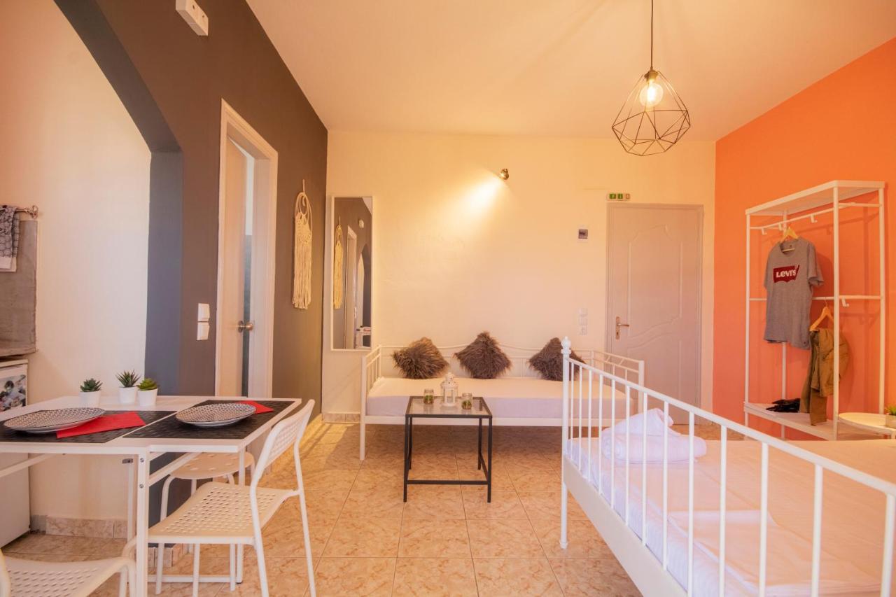 Issos Studios Agios Georgios  Exteriér fotografie