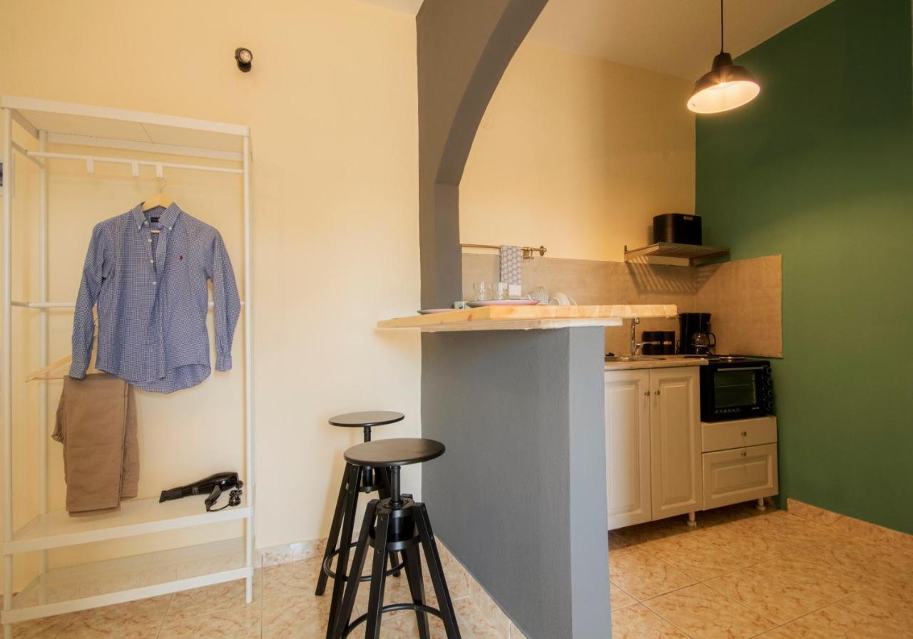 Issos Studios Agios Georgios  Exteriér fotografie