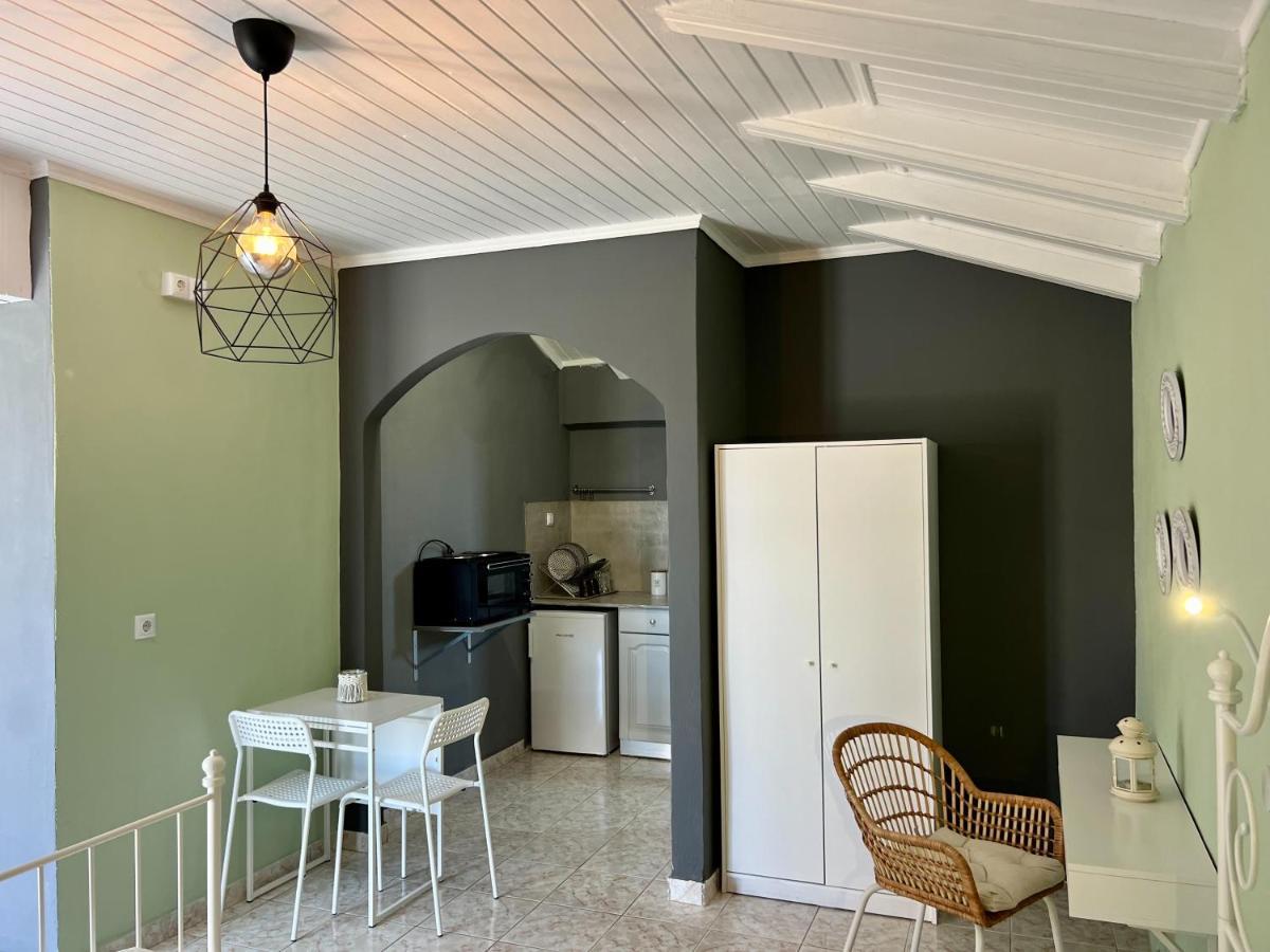 Issos Studios Agios Georgios  Exteriér fotografie