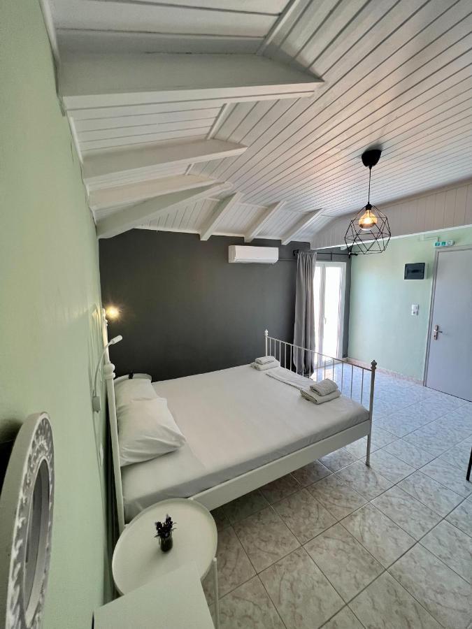 Issos Studios Agios Georgios  Exteriér fotografie